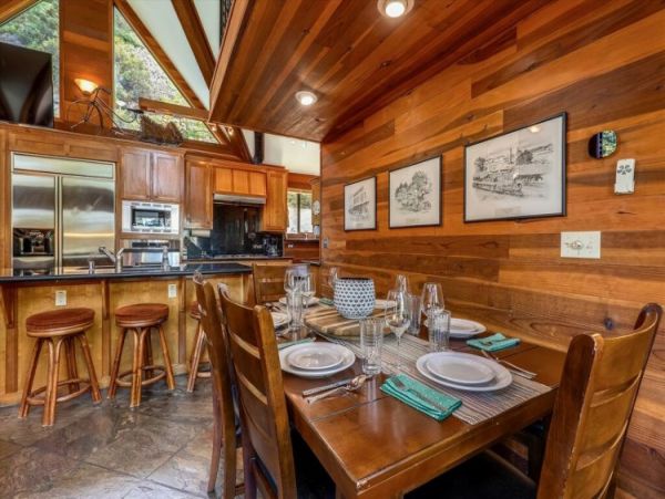 Lake Tahoe North Shore Home 999014