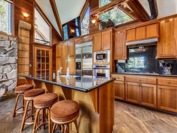 Lake Tahoe North Shore Home 999014