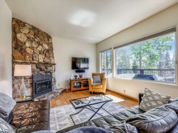 Lake Tahoe North Shore Home 999015