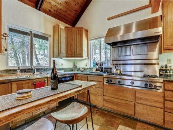 Lake Tahoe North Shore Home 999015