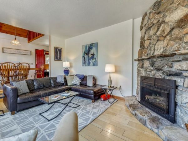Lake Tahoe North Shore Home 999015