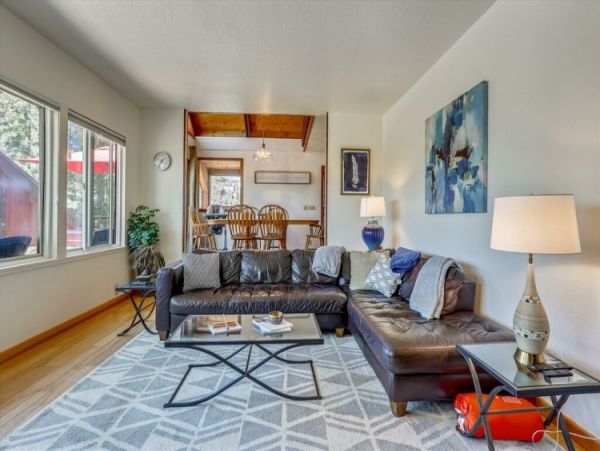 Lake Tahoe North Shore Home 999015