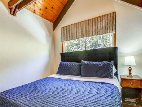 Lake Tahoe North Shore Home 999015
