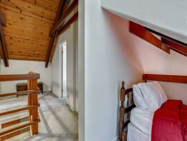 Lake Tahoe North Shore Home 999015