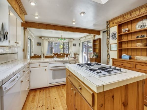 Lake Tahoe North Shore Home 999016