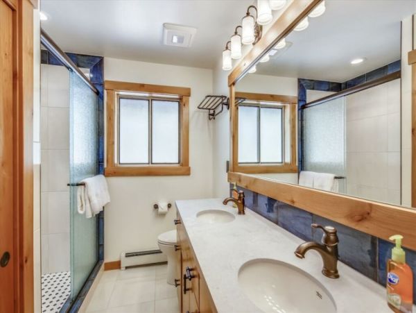 Lake Tahoe North Shore Home 999016