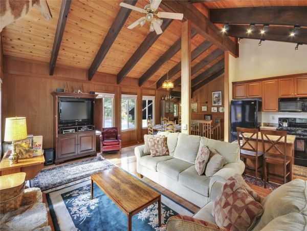 Lake Tahoe North Shore Home 999017