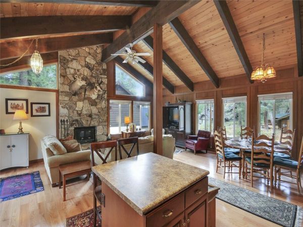 Lake Tahoe North Shore Home 999017
