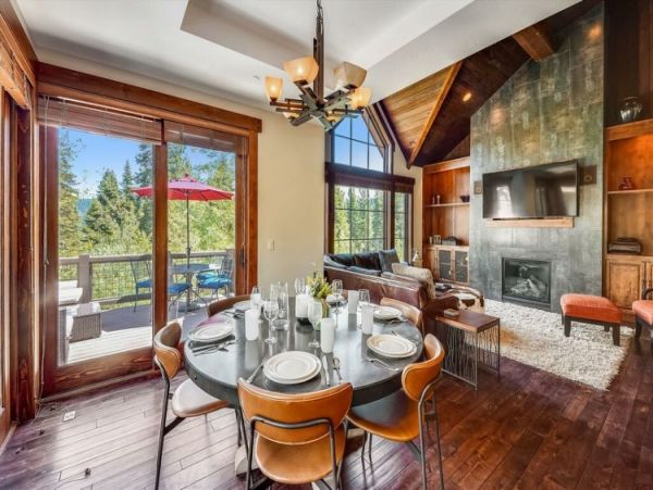 Lake Tahoe North Shore Home 999019