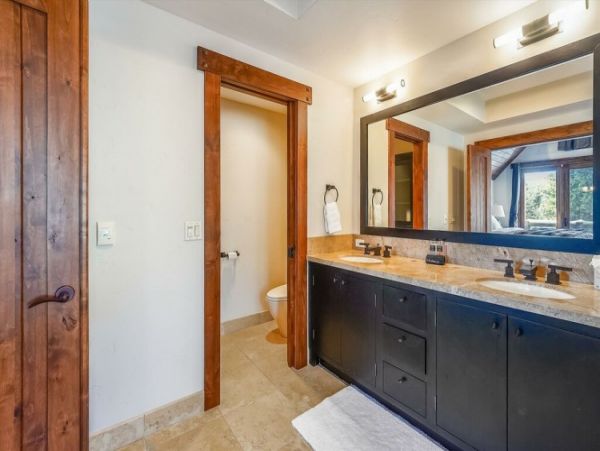 Lake Tahoe North Shore Home 999019