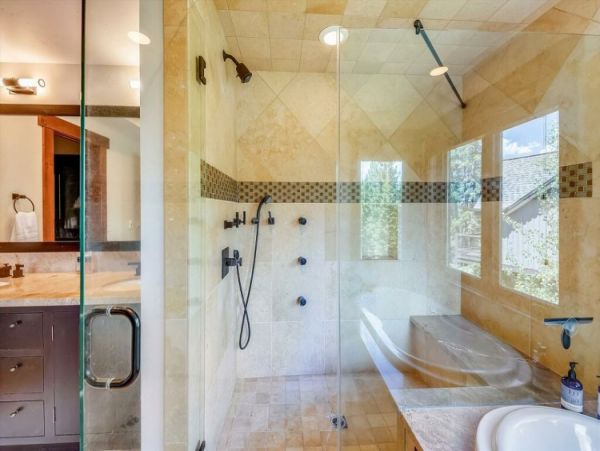 Lake Tahoe North Shore Home 999019