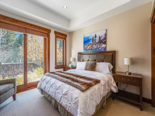 Lake Tahoe North Shore Home 999019