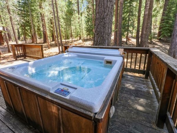 Lake Tahoe North Shore Home 999020