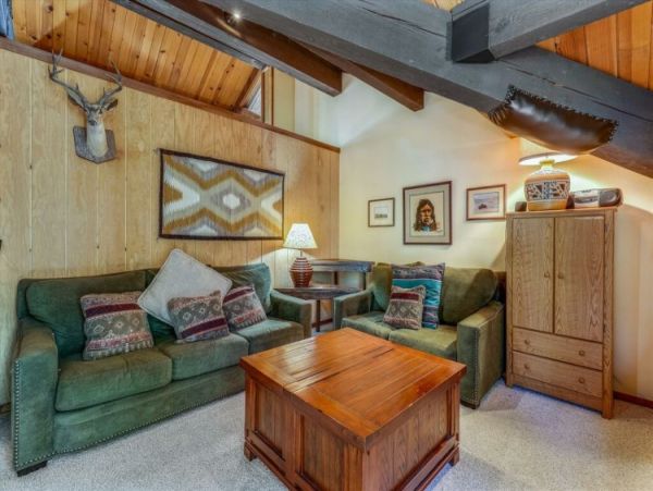 Lake Tahoe North Shore Home 999020