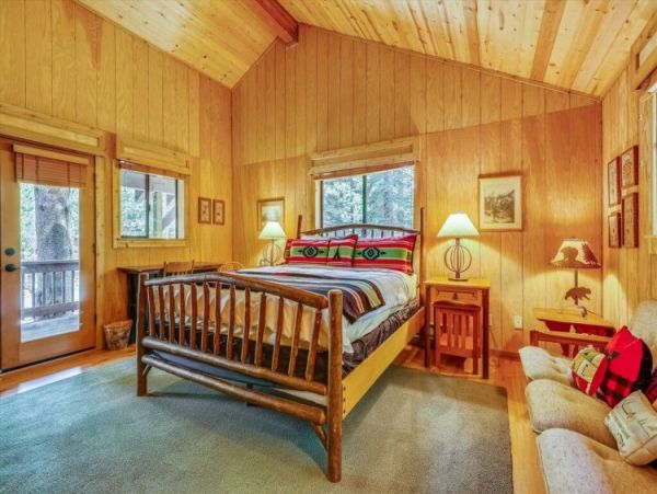 Lake Tahoe North Shore Home 999020
