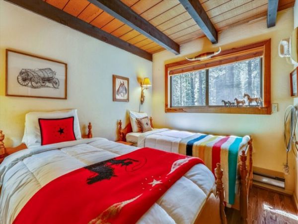 Lake Tahoe North Shore Home 999020