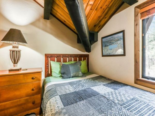 Lake Tahoe North Shore Home 999020