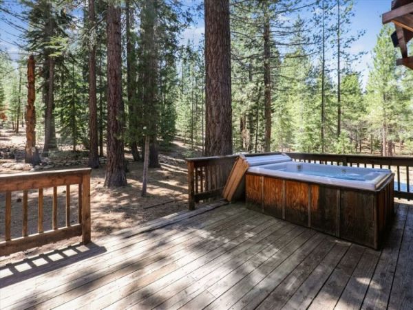 Lake Tahoe North Shore Home 999020