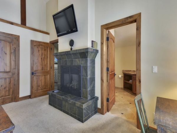 Lake Tahoe North Shore Home 999022