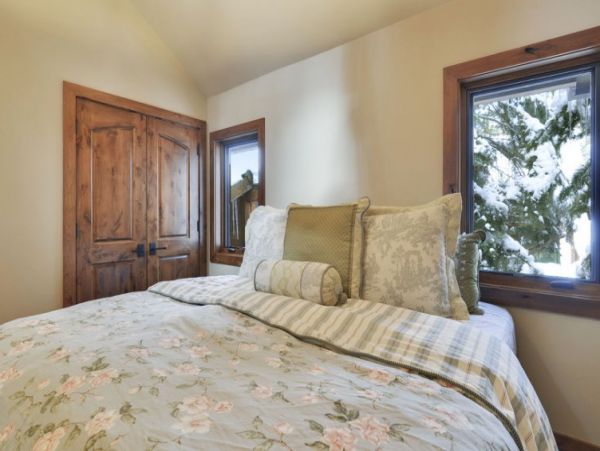 Lake Tahoe North Shore Home 999022