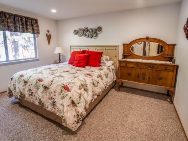 Lake Tahoe North Shore Home 999024