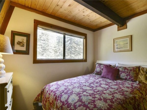 Lake Tahoe North Shore Home 999026