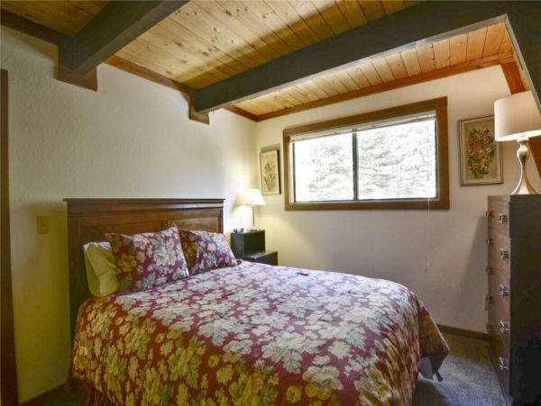 Lake Tahoe North Shore Home 999026