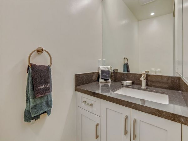 Lake Tahoe North Shore Home 999027