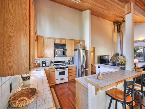 Lake Tahoe North Shore Home 999028
