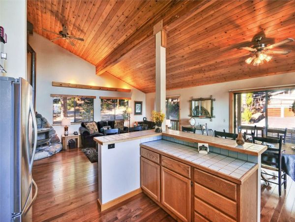 Lake Tahoe North Shore Home 999028