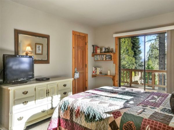 Lake Tahoe North Shore Home 999028