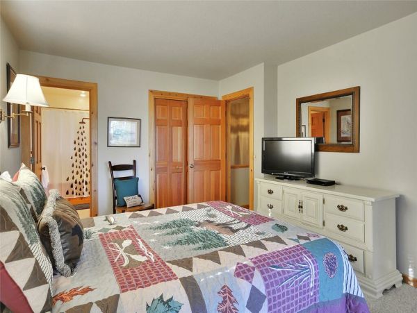 Lake Tahoe North Shore Home 999028
