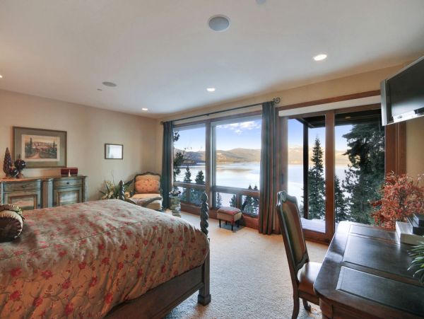 Lake Tahoe North Shore Home 999030