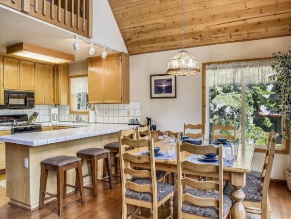 Lake Tahoe North Shore Home 999031