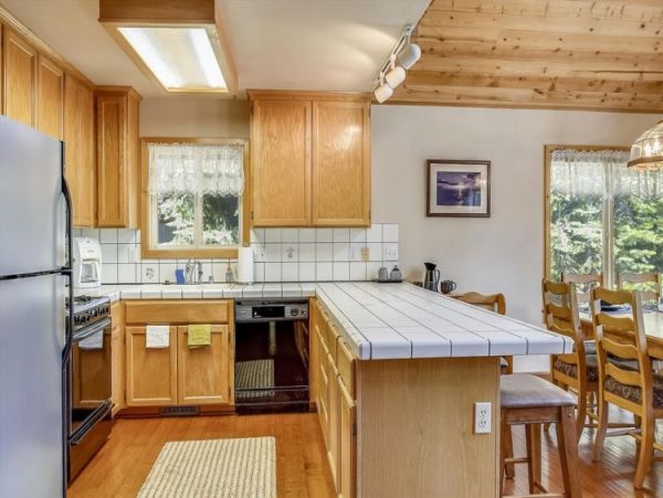 Lake Tahoe North Shore Home 999031