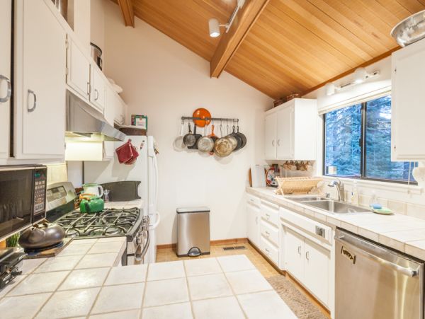 Lake Tahoe North Shore Home 999032