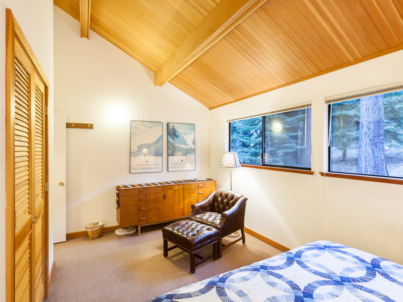 Lake Tahoe North Shore Home 999032