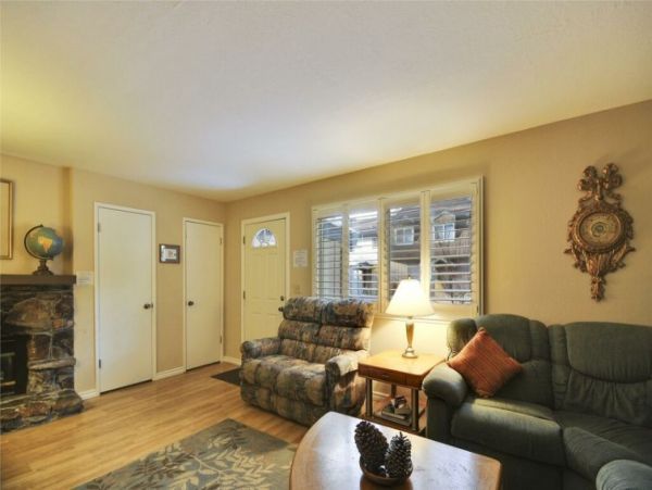 Lake Tahoe North Shore Home 999035