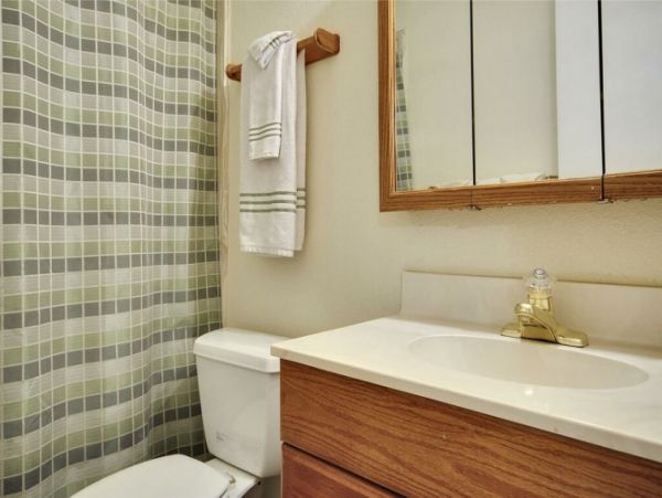 Lake Tahoe North Shore Home 999035