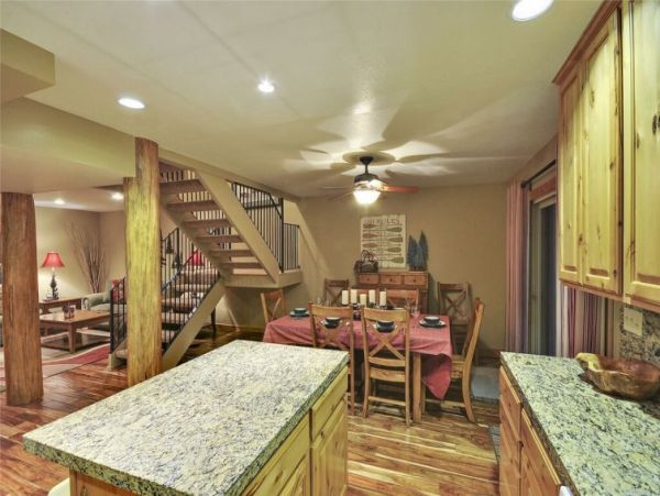 Lake Tahoe North Shore Home 999036