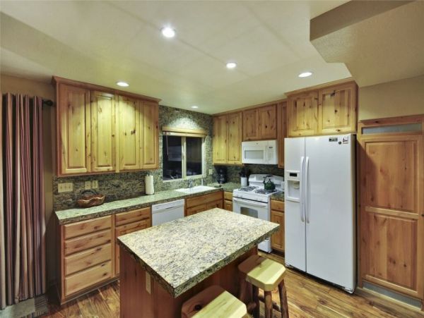 Lake Tahoe North Shore Home 999036
