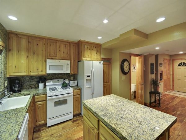 Lake Tahoe North Shore Home 999036