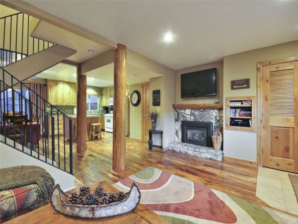 Lake Tahoe North Shore Home 999036