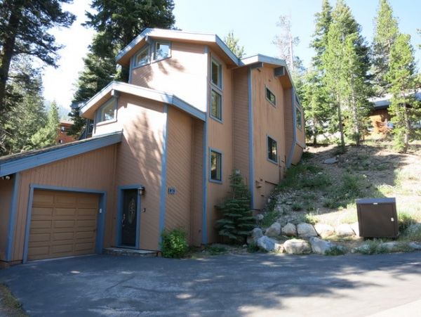 Lake Tahoe North Shore Home 999037