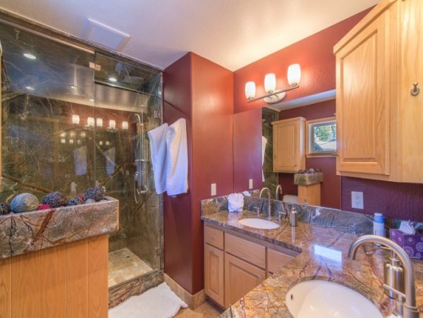 Lake Tahoe North Shore Home 999037