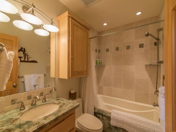 Lake Tahoe North Shore Home 999037