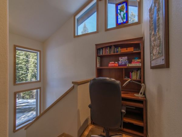 Lake Tahoe North Shore Home 999037