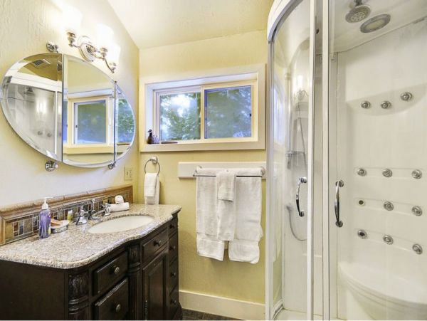 Lake Tahoe North Shore Home 999039