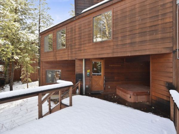 Lake Tahoe North Shore Home 999040