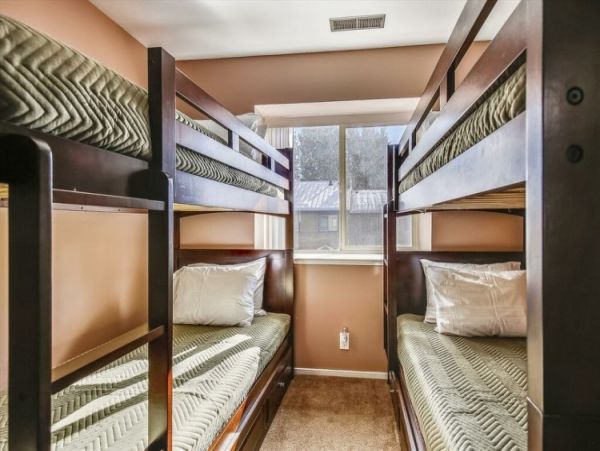 Lake Tahoe North Shore Home 999041